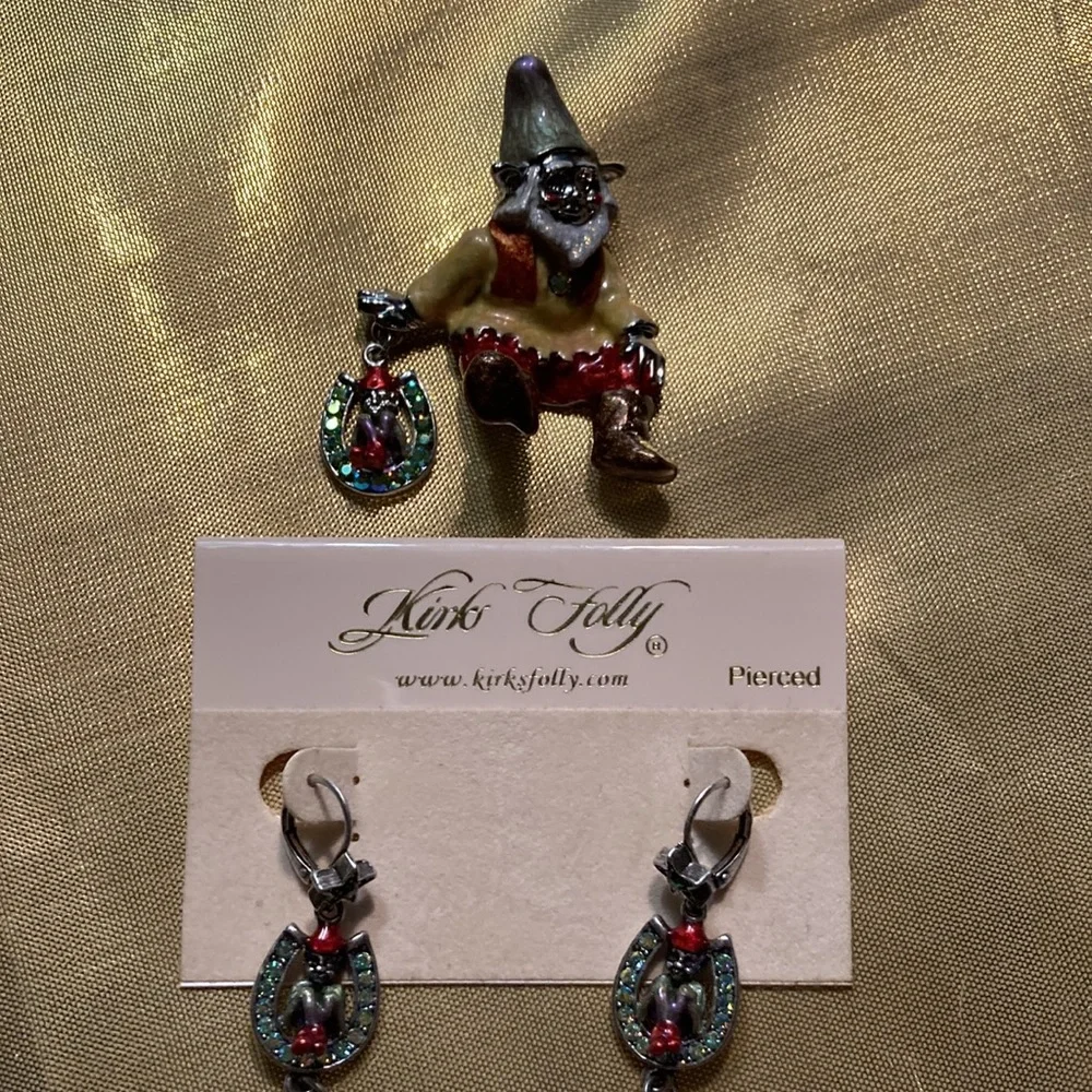 NWOT KIRK’S FOLLY GNOME RARE ST w/matching horseshoe earrings set $79 - Picture 7 of 10
